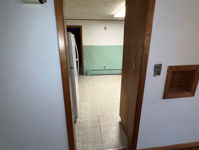 Building Photo - 4 Erie St