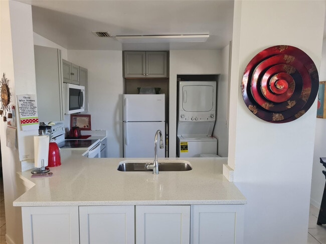 Building Photo - 3421 NW 44th St