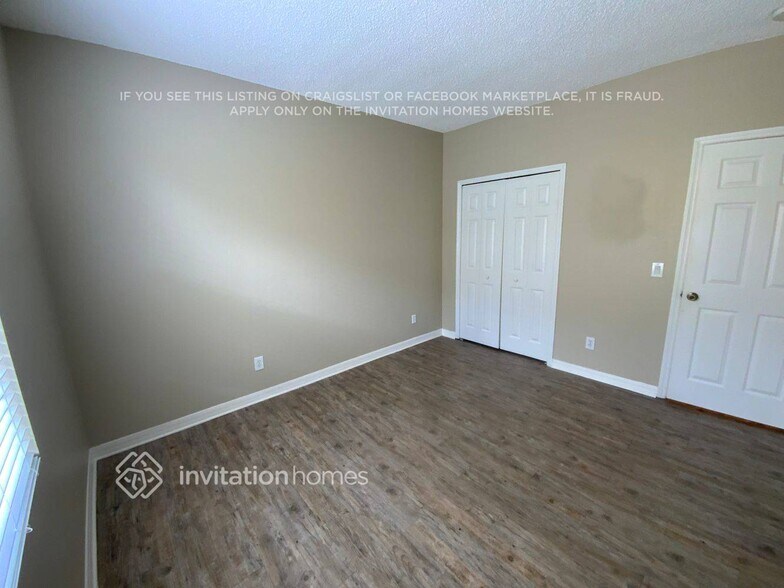 Building Photo - 4122 Collinwood Dr