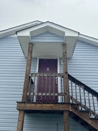 Building Photo - 123A Calvin Court