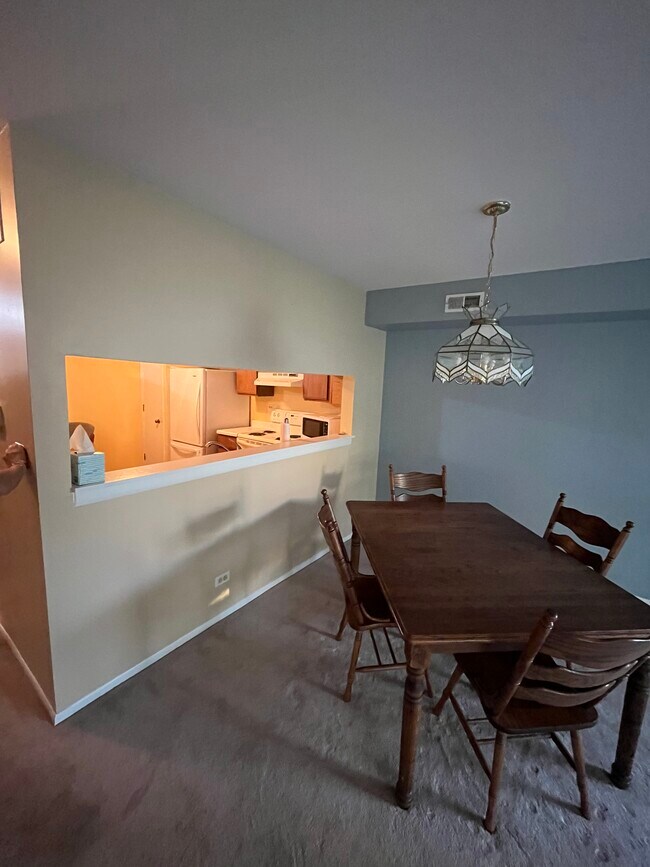 Building Photo - 573 E Windgate Ct