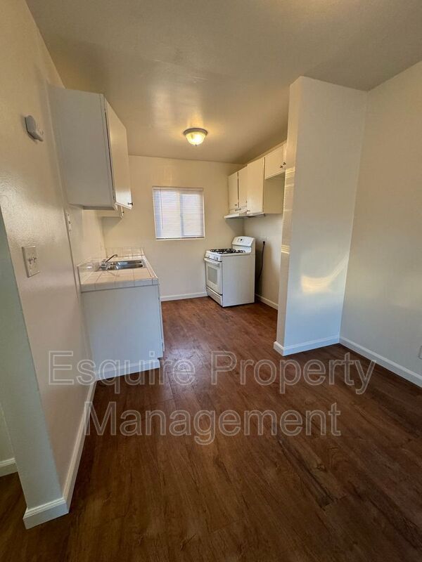 Building Photo - 730 W Channel Islands Blvd