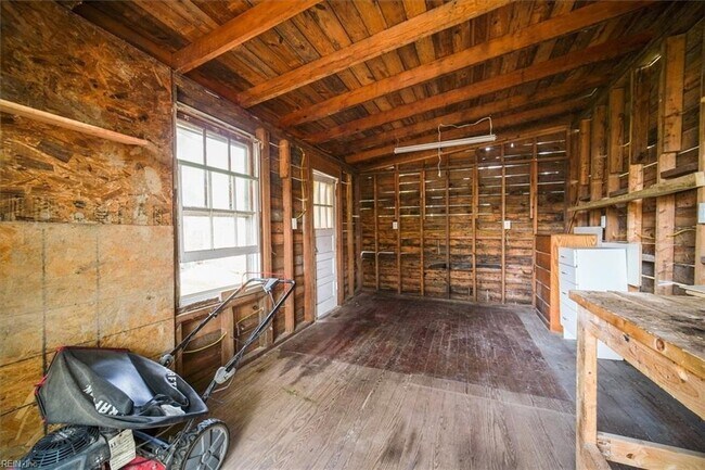 Building Photo - 3820 Race St