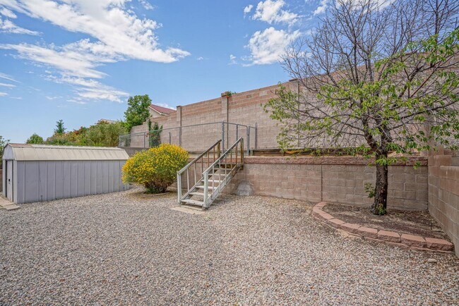 Building Photo - 10427 Crosscut Dr NW
