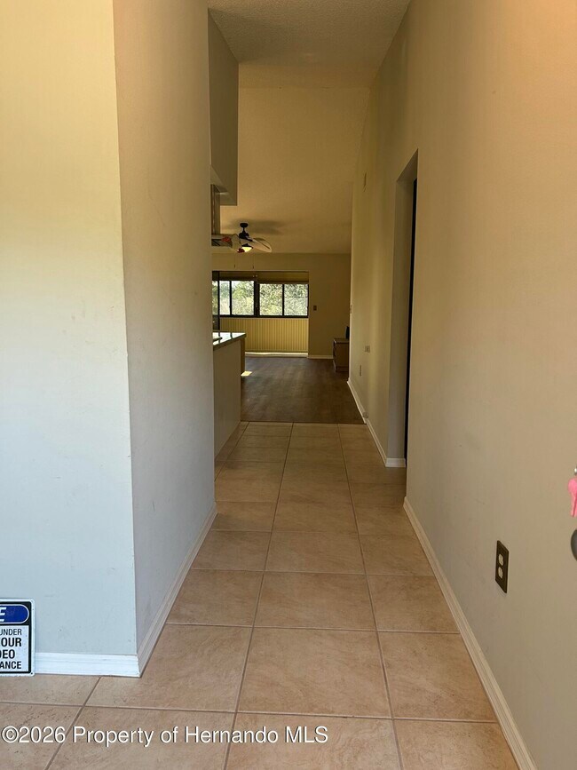 Building Photo - 6403 River Lodge Ln