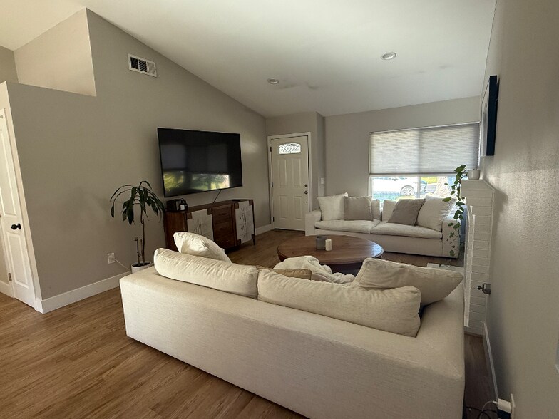 Building Photo - 1218 Gatling Ct