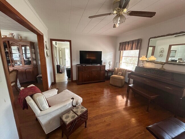 Building Photo - 7151 Co Hwy 280