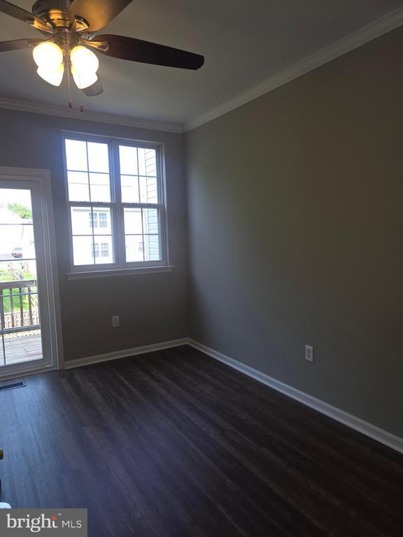 Building Photo - 31 Carrick Ln