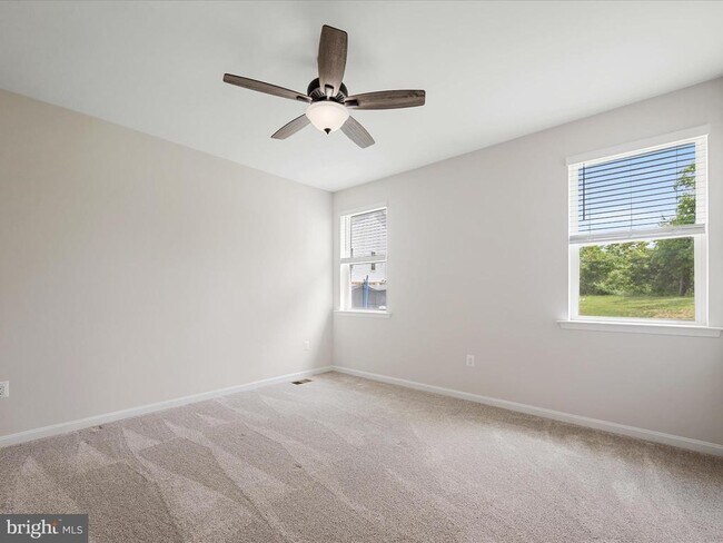 Building Photo - 107 Poe Dr
