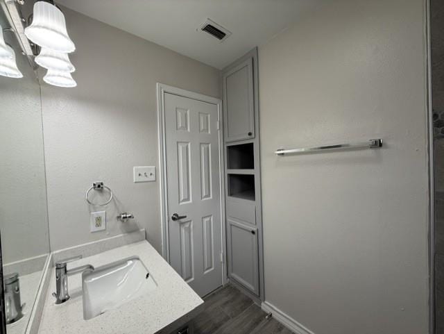 Building Photo - 1208 N Oakmont Loop