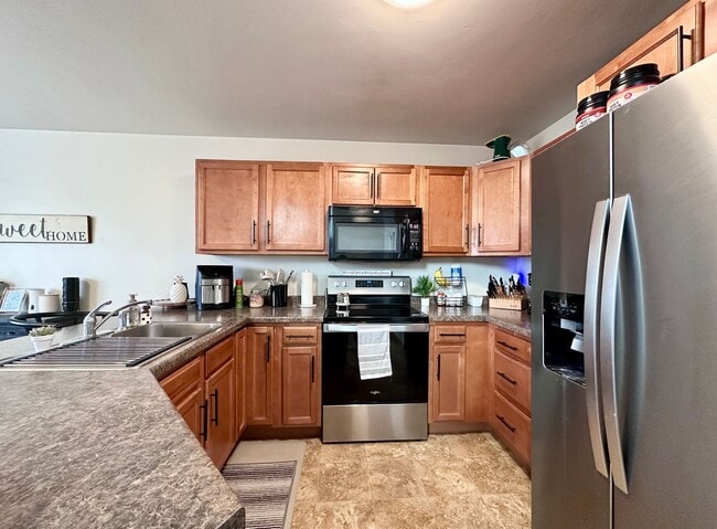 Building Photo - 1170-1172-1172 S Atrium Ct