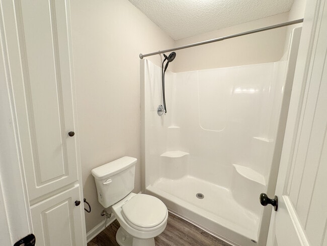 Building Photo - 519 Deerchase Ct