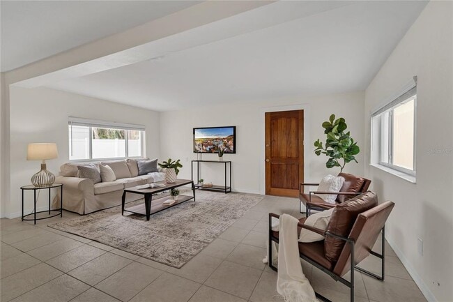 Building Photo - 312 Lagoon Dr