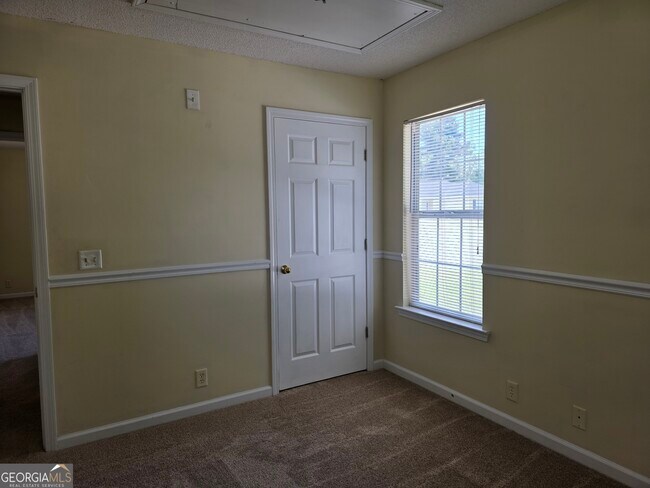 Building Photo - 1213 Exley Dr