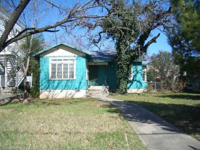 Primary Photo - 704 W 34th St