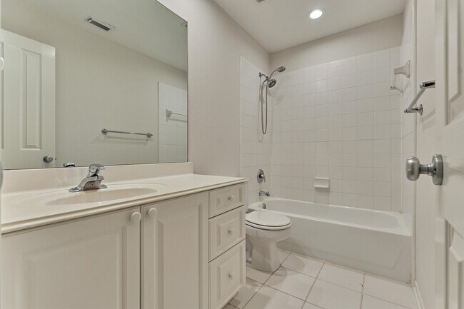 Building Photo - 89 N Apple Springs Cir