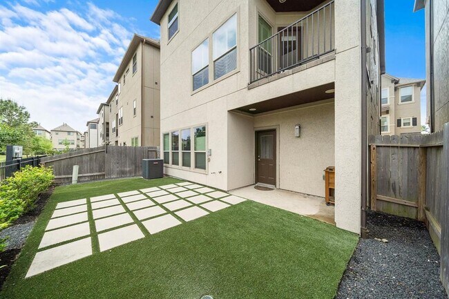 Building Photo - 10812 Kyler Oaks Pl