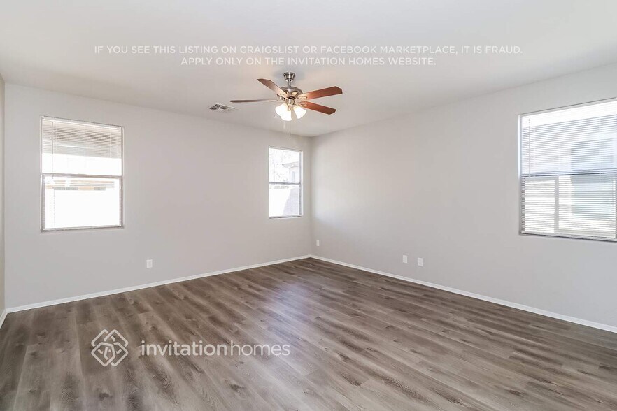 Building Photo - 3112 West Donner Dr