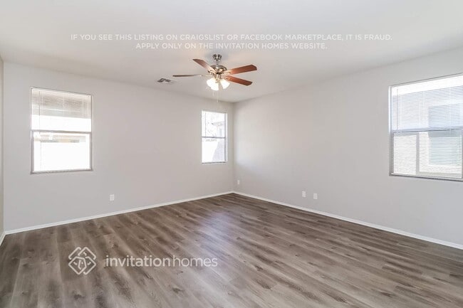 Building Photo - 3112 West Donner Dr