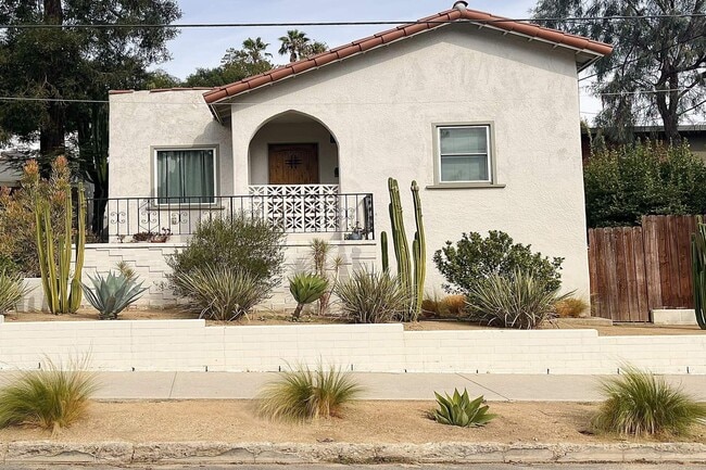 Primary Photo - 4850 Floristan Ave