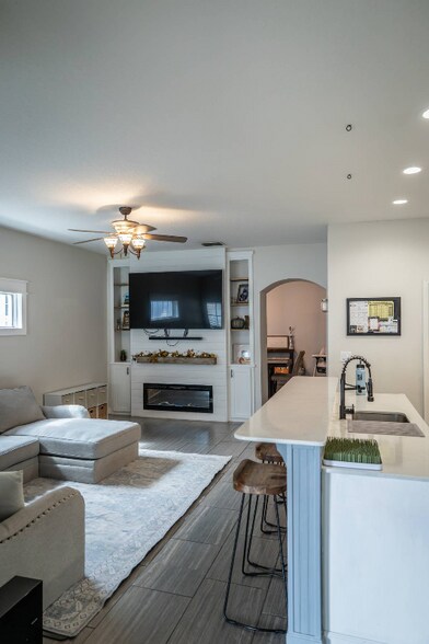 Building Photo - 13033 Royal Fern Dr