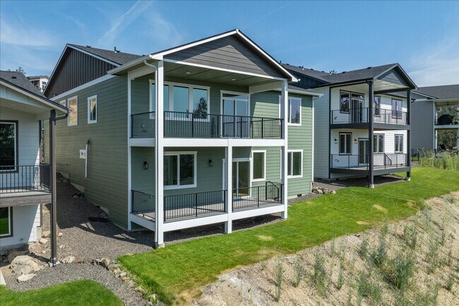 Building Photo - $3,375 - 4 Bed / 3 Bath Stunning Brand New Build Home with Panoramic Views