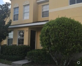 Building Photo - Townhome on Northside of Lakeland