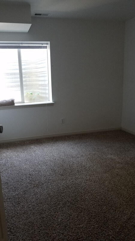 Building Photo - 361 S 1200 W