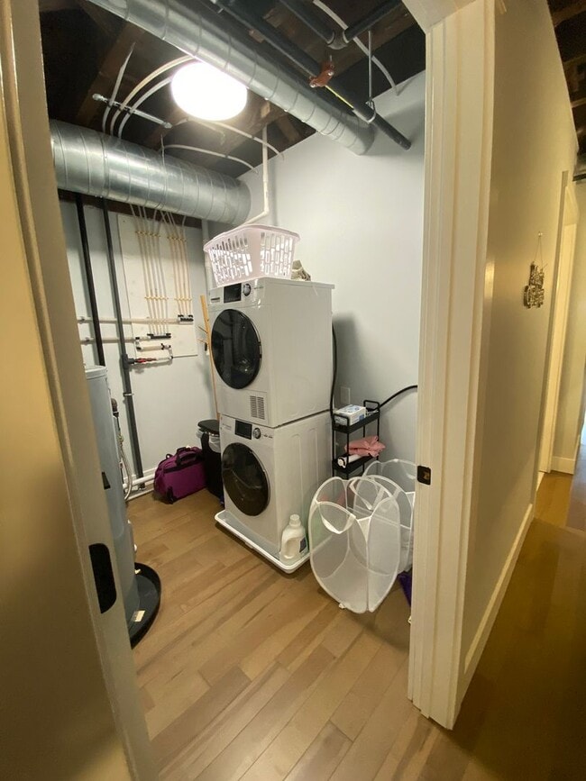 Building Photo - 1 bed/1 bath at The Hotel Street Lofts!