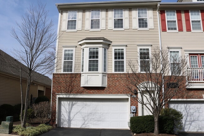 Primary Photo - 8106 Jaala Ln