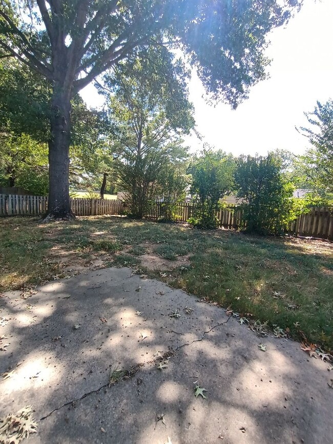 Building Photo - 3214 Bryn Mawr Cir