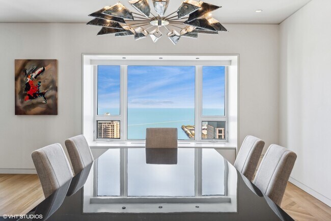 Building Photo - 800 N Michigan Ave