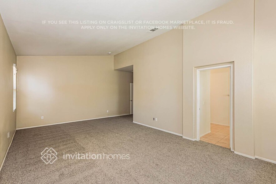 Building Photo - 40503 Carly Ct