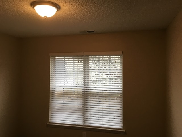 Building Photo - 14627 Laura Michelle Rd