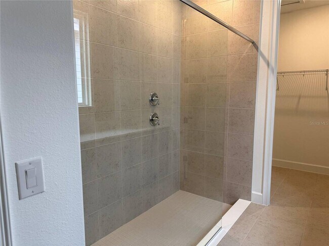 Building Photo - 2949 Sailhouse Dr