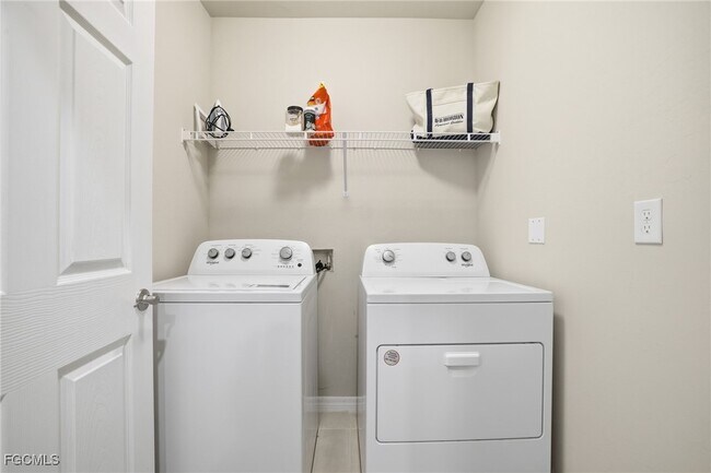 Building Photo - 1917 SW 4th St