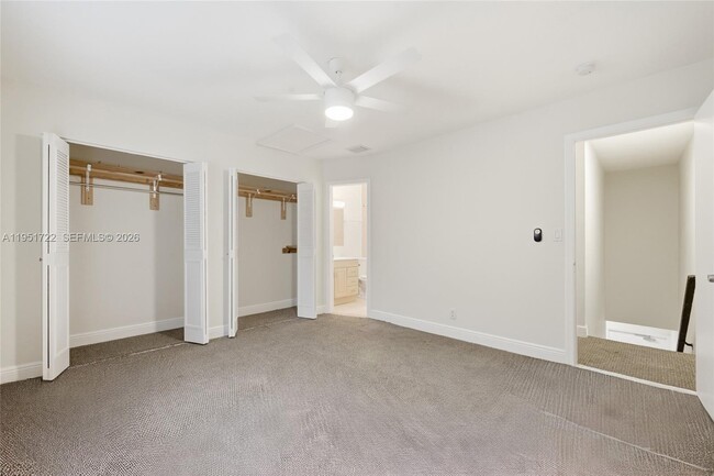 Building Photo - 3001 NW 5th Terrace