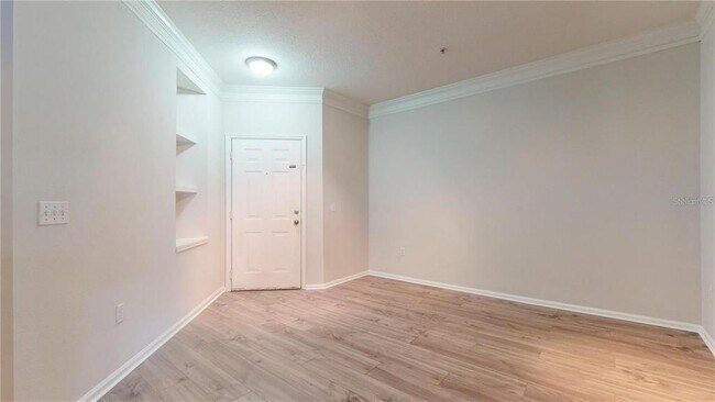 Building Photo - 4207 S Dale Mabry Hwy