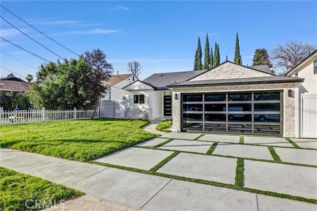 Building Photo - 13021 Killion St