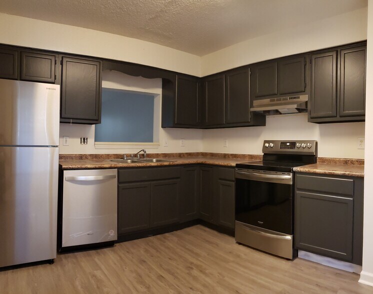 Building Photo - 4385 Baylor St