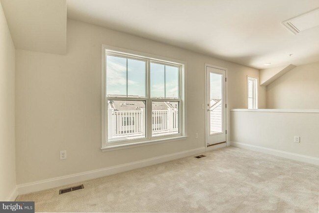 Building Photo - 22589 Amendola Terrace