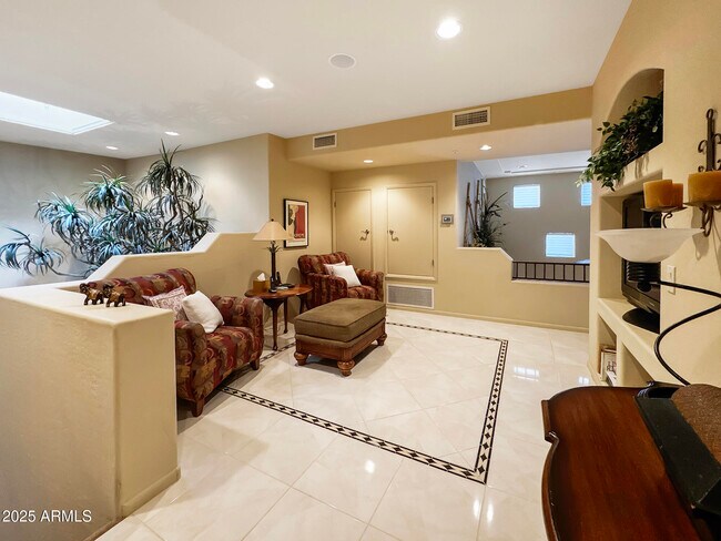 Building Photo - 13600 N Fountain Hills Blvd