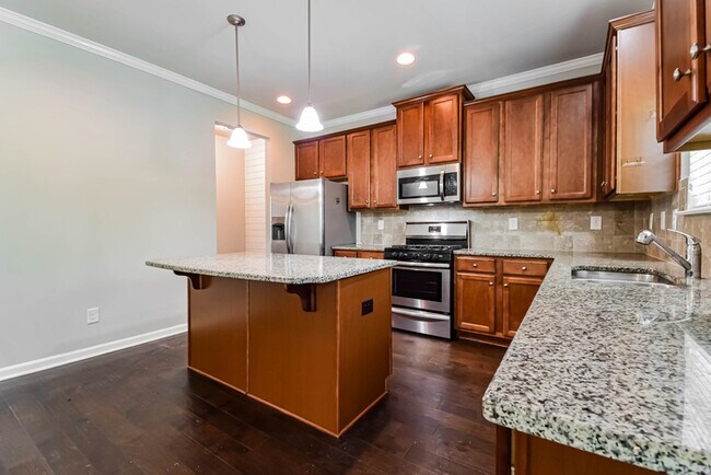 Building Photo - Spacious 4-Bedroom Fairburn Home