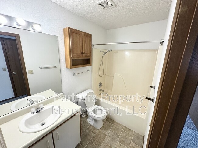 Building Photo - 1661 N Dawn Dr