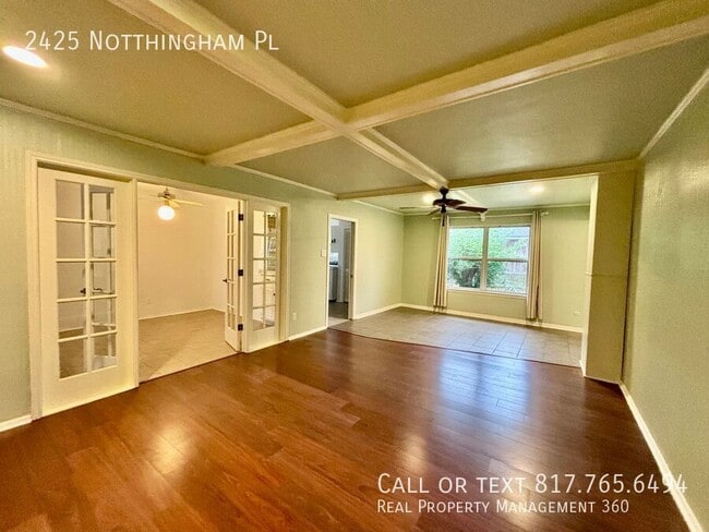 Building Photo - 2425 Nottingham Pl