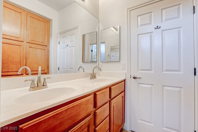 Building Photo - 3721 Alcantara Ln