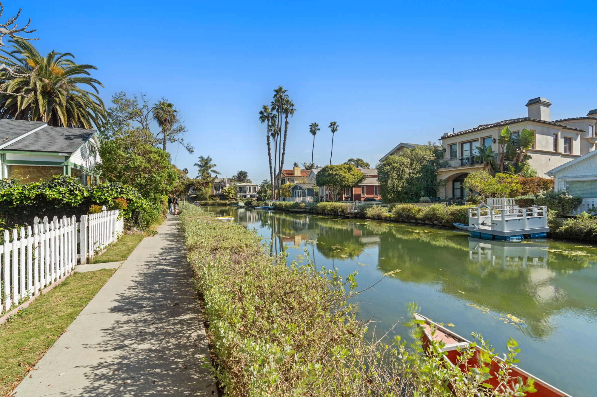 Building Photo - 439 Howland Canal