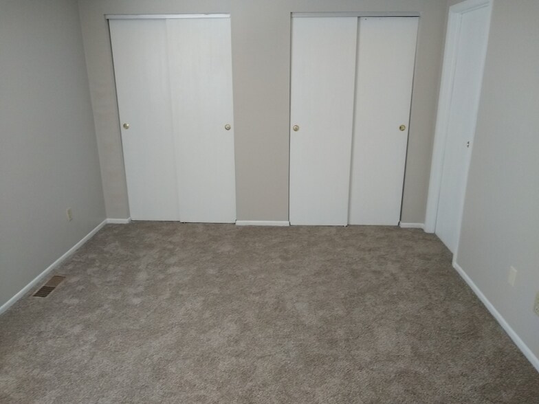 Building Photo - 5312 Boehm Dr