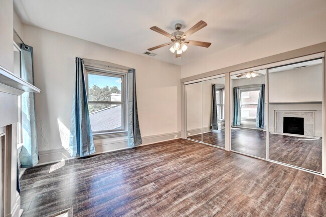 Building Photo - 519 Greenup St