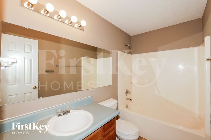 Building Photo - 5333 Traditions Dr